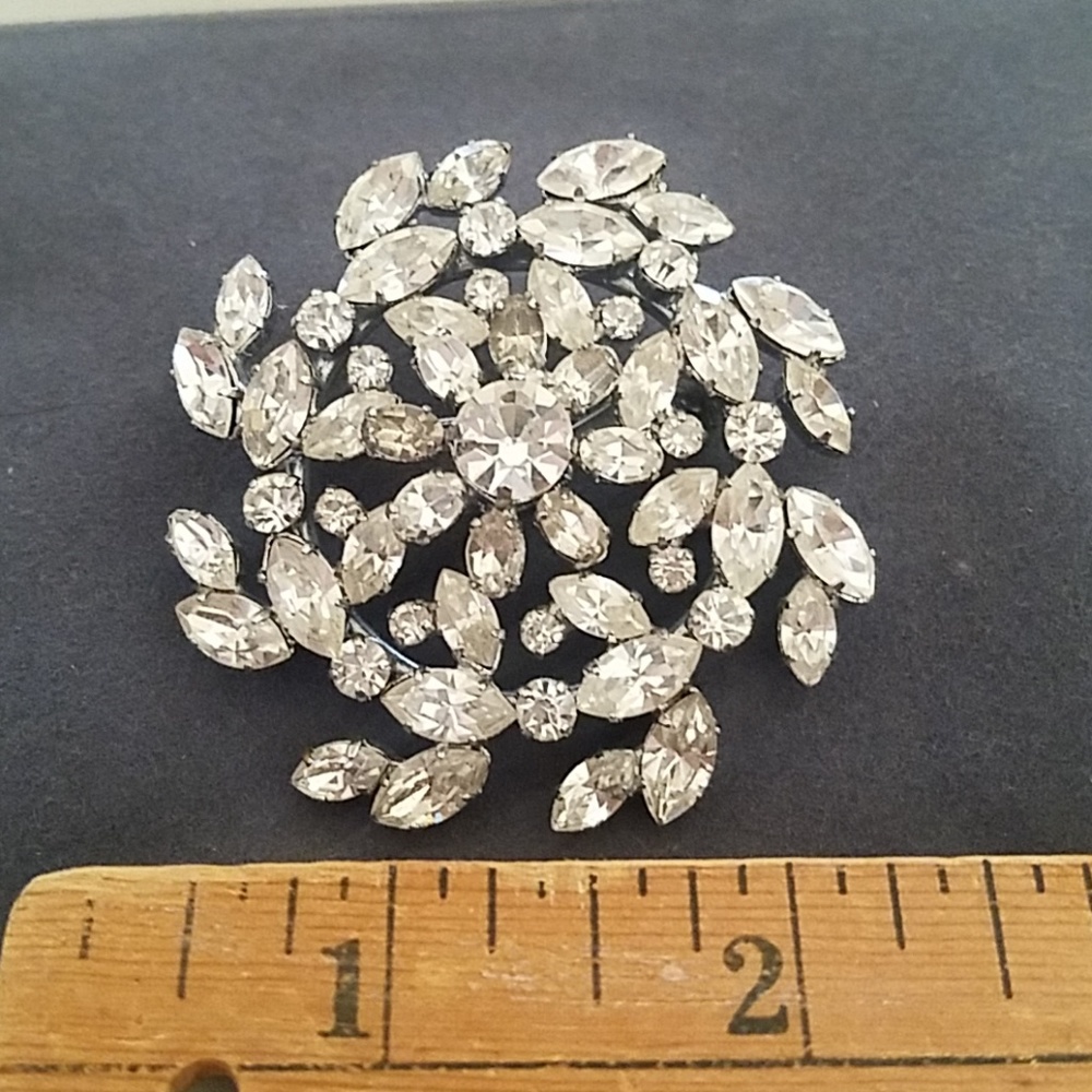 Vintage Rhinestone Brooch - Picture 4 of 4